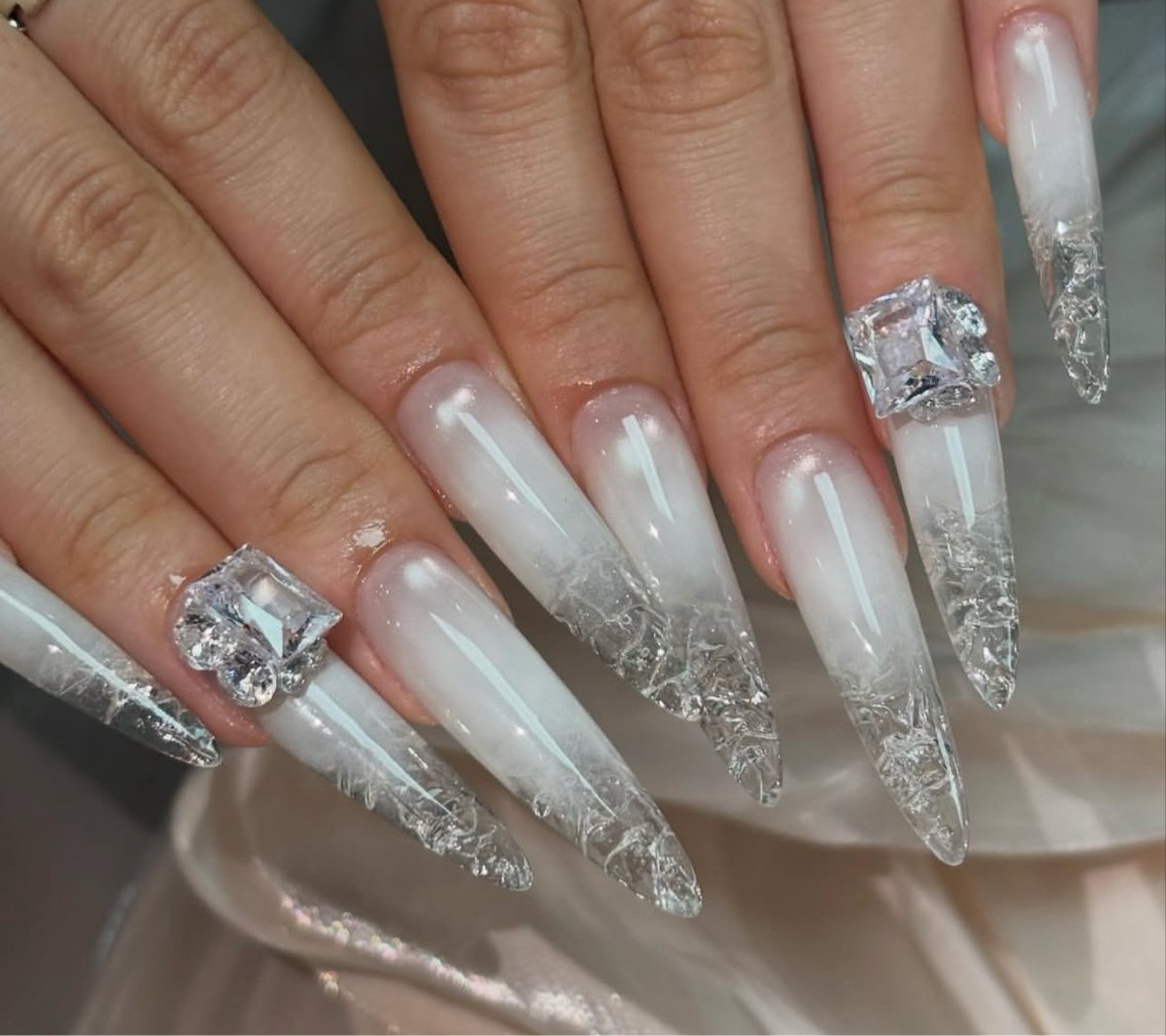 ネイル ハンドネイル NiJi Nailsのネイルデザイン