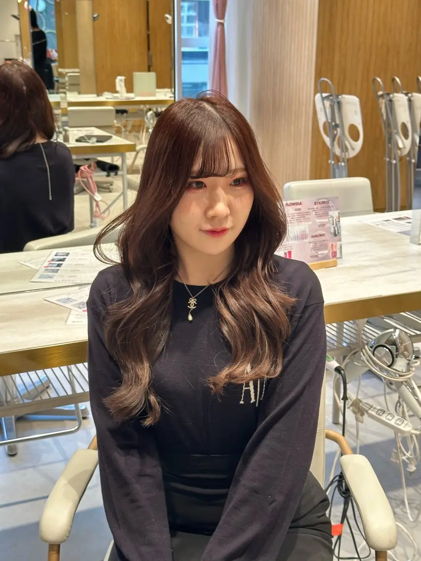ロング 赤み消し透明感カラー 似合わせ前髪柴田礼空のヘアスタイル