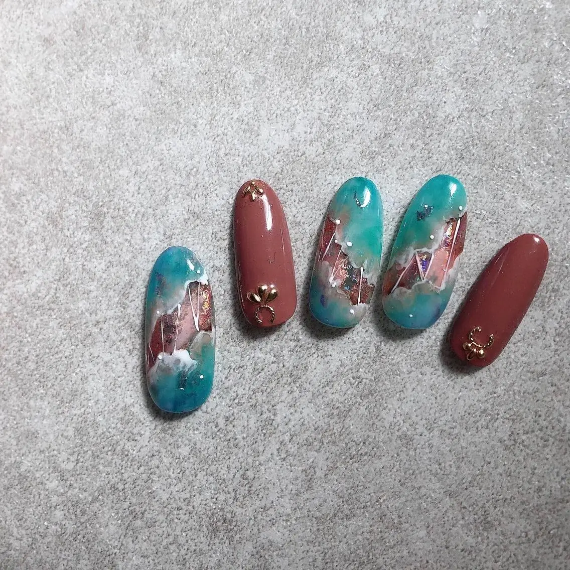 ネイル ハンドネイル puna nailのネイルデザイン