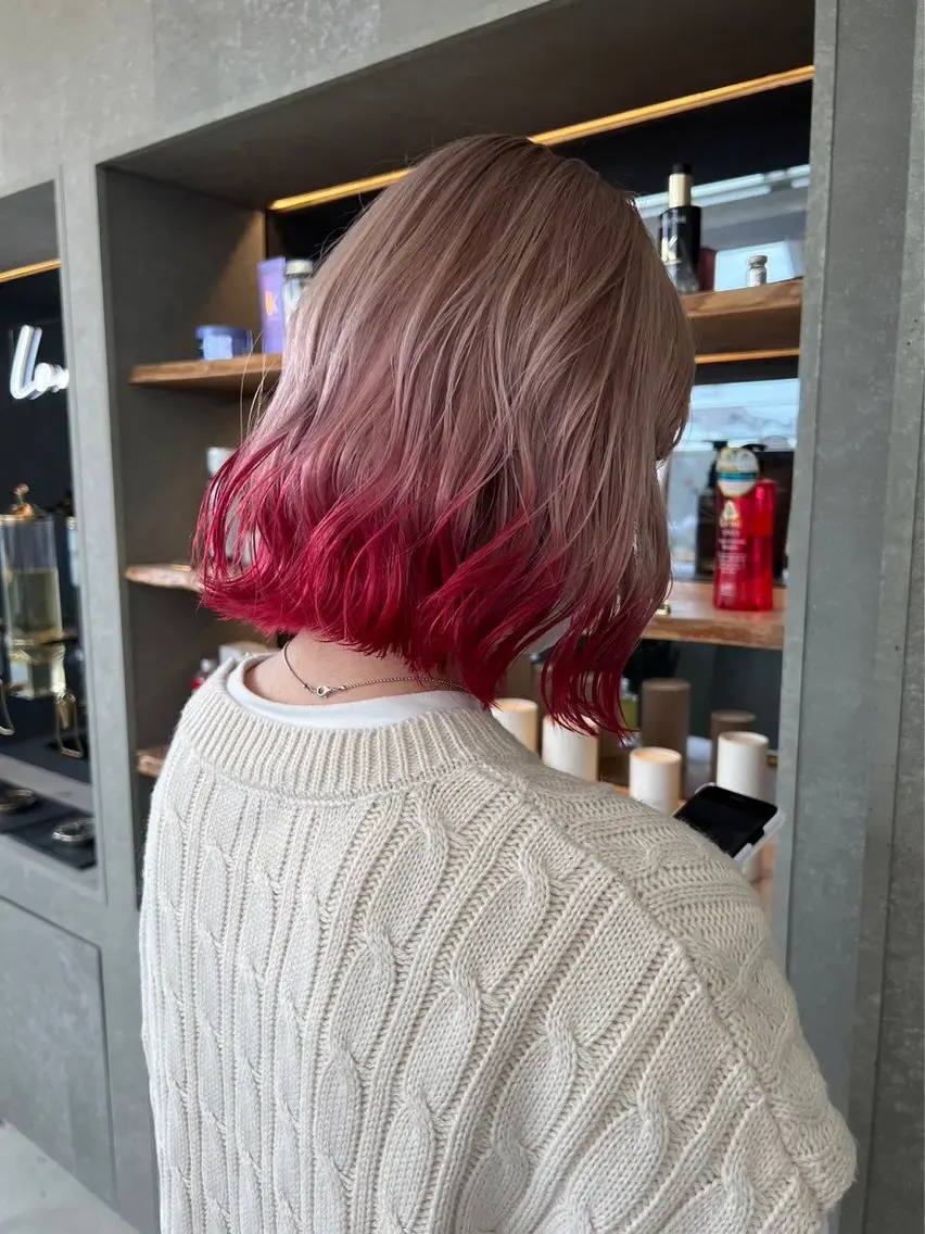 ミディアム ヘアカラー トリートメント ブリーチ特化 梅田本多翔のヘアスタイル