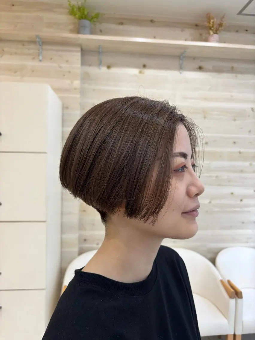 ショート カラー 前下がりボブ ブリーチ ブラウンカラー 透明感カラー ボブ カット ヘアカラー 田野倉NEXT店 美髪ニストのヘアスタイル
