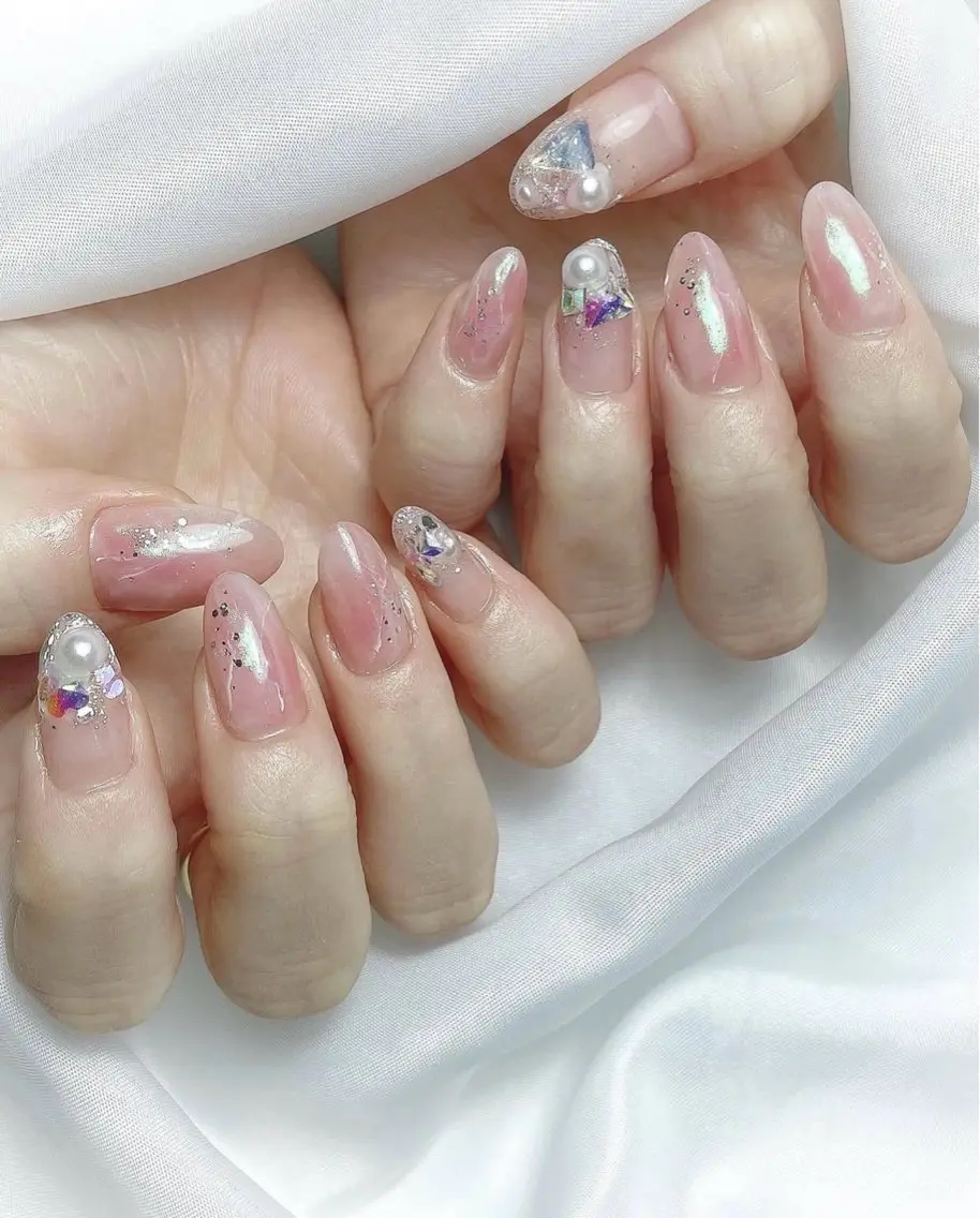 キレイめニュアンスネイル🪽(オフ無料ケア込み)の写真