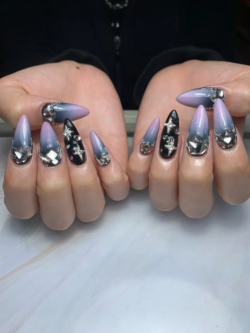 ネイル akina nailsのネイルデザイン