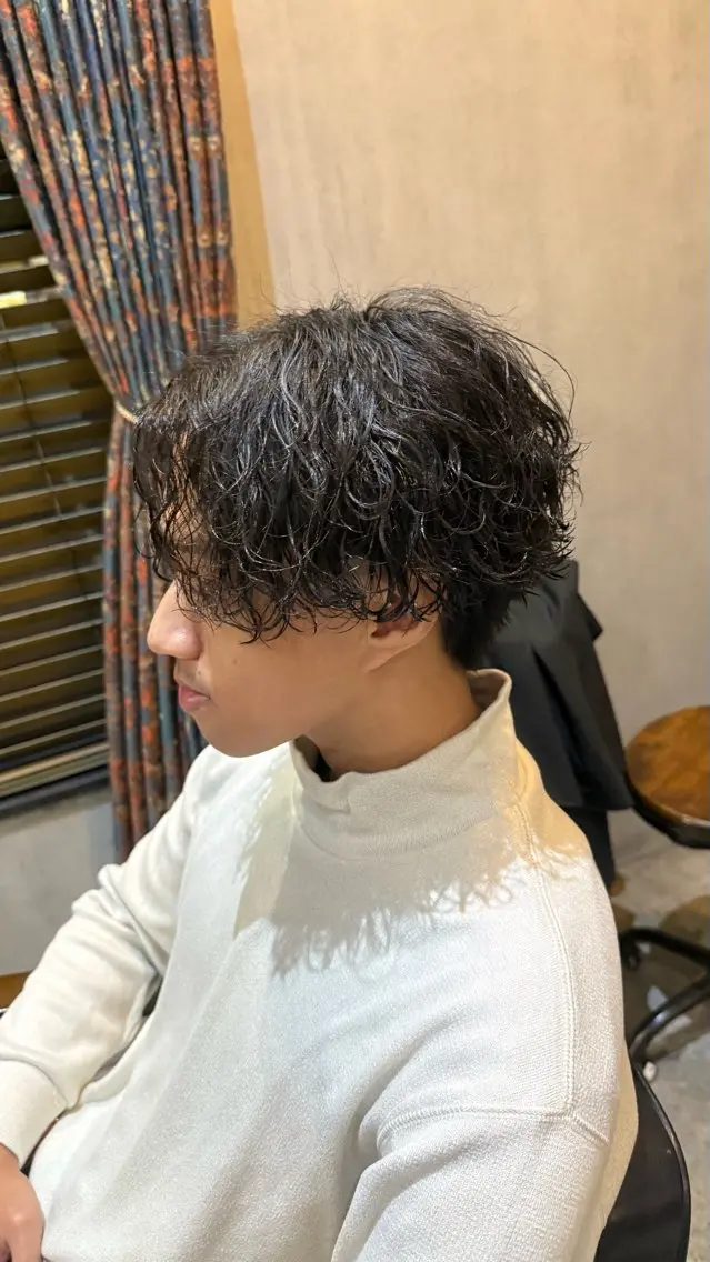 パーマ カット パーマ Bernie boyのヘアスタイル