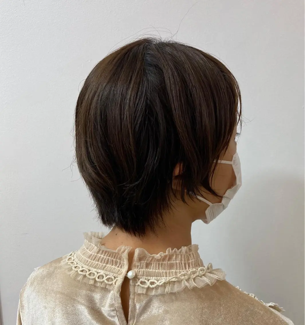 ショート 【白髪ぼかし】 愛甲竜佑のヘアスタイル