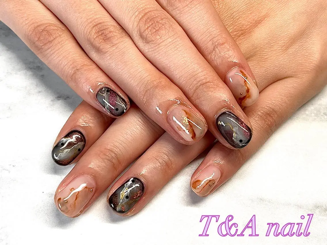 ショート ネイル 長さ出し ジェルネイル 大理石ネイル(マーブル) ニュアンスネイル スカルプネイル T&A nailのネイルデザイン