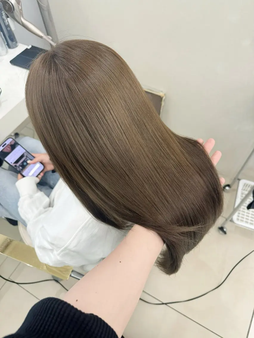 ロング クニヨシ ハルヤのヘアスタイル