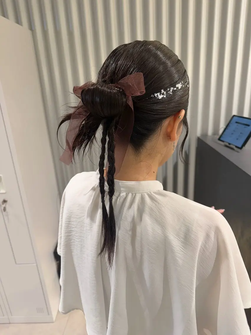 セミロング ヘアセット 🍷秋色ボルドー♡ 艶レイヤー🍇モエカのヘアスタイル