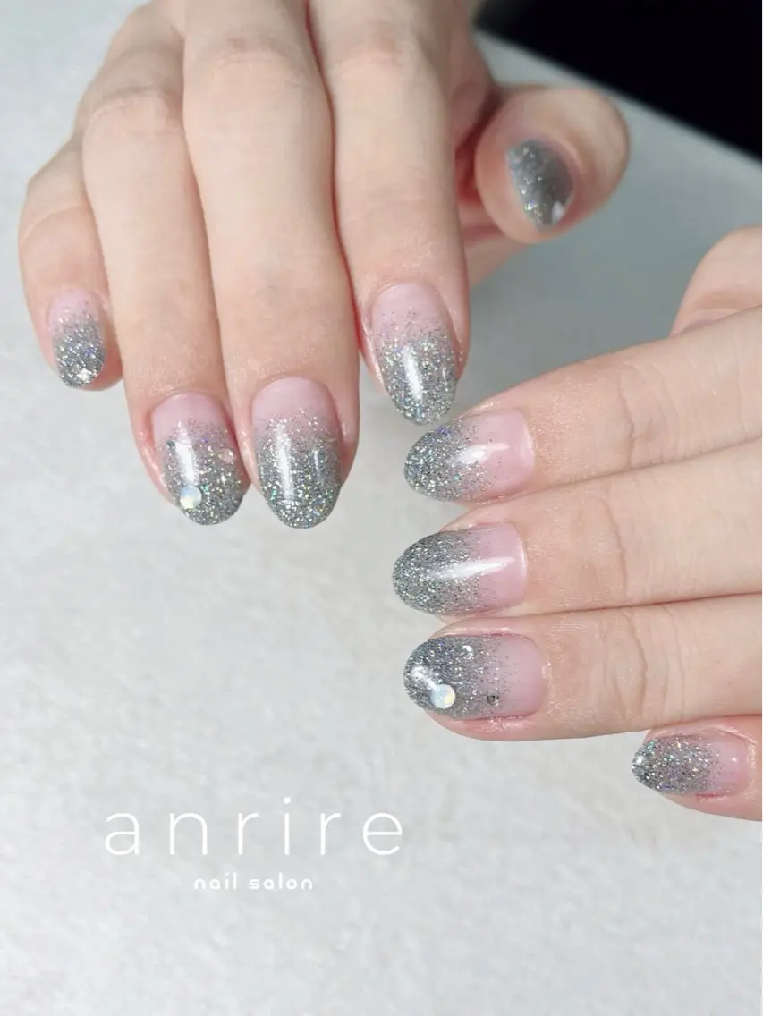 ネイル ブルー フラッシュネイル ジェルネイル グラデーション キラキラネイル nailsalon anrireのネイルデザイン