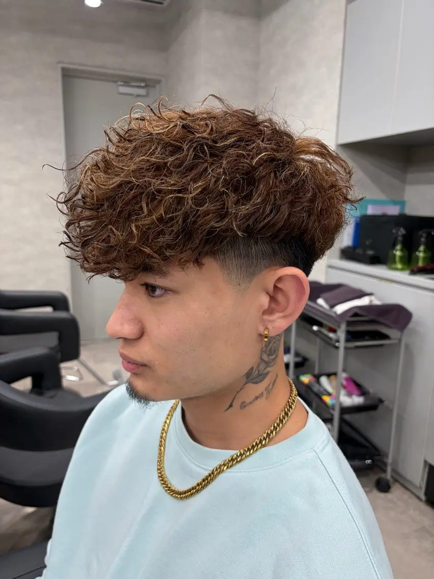 ショート パーマ メンズ メンズメッシュ スペインカール カット ヘアカラー パーマ メンズパーマカット 達人/涼のヘアスタイル