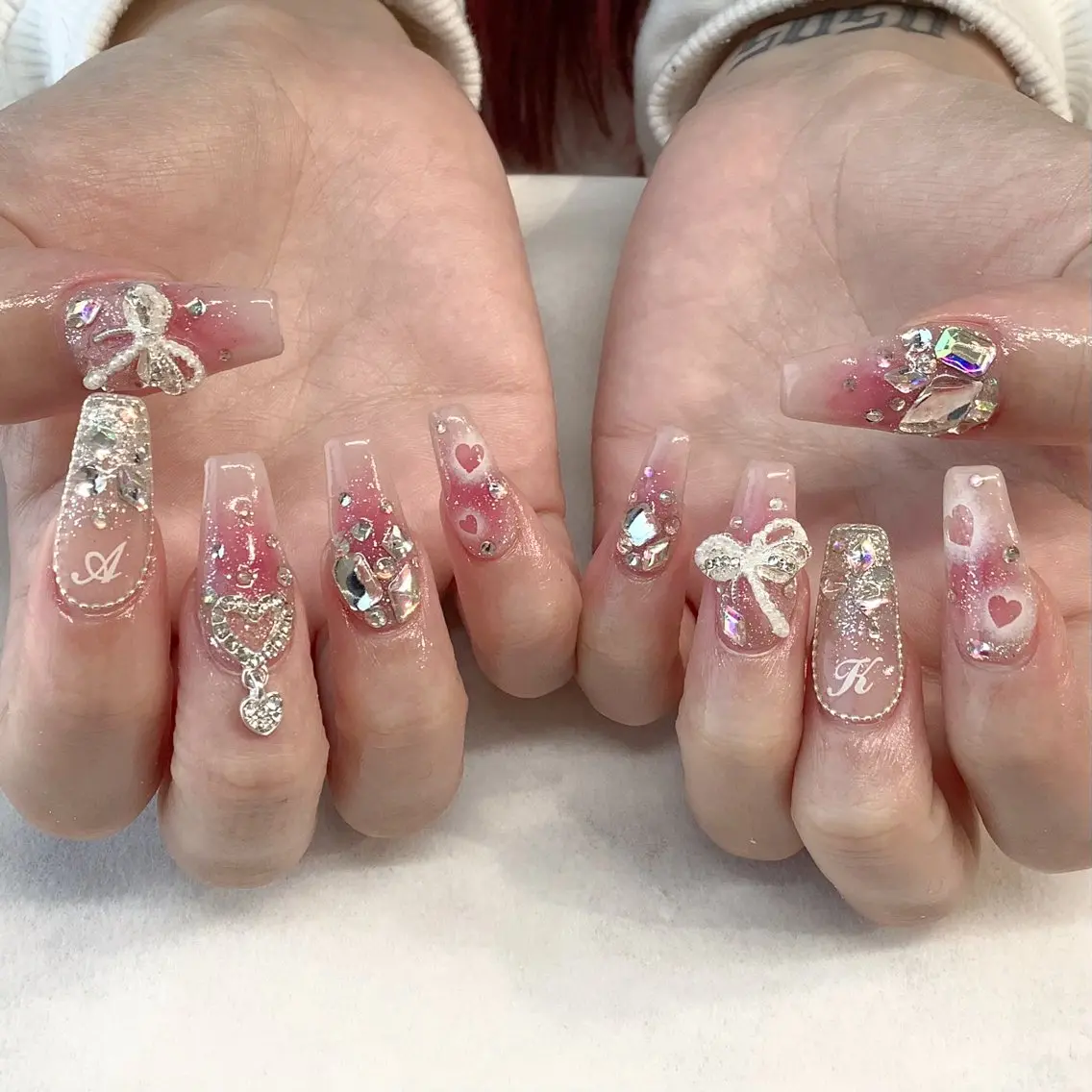 ネイル ハンドネイル 💎🐰 saki. m 🐰💎のネイルデザイン