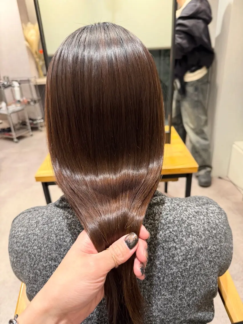 ミディアム カラー カット ヘアカラー 佐藤史哉* 韓国レイヤー赤み除去のヘアスタイル
