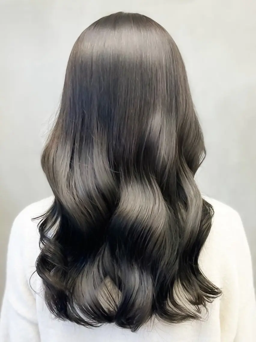 カラー maison ema 💎五十嵐春花のヘアスタイル