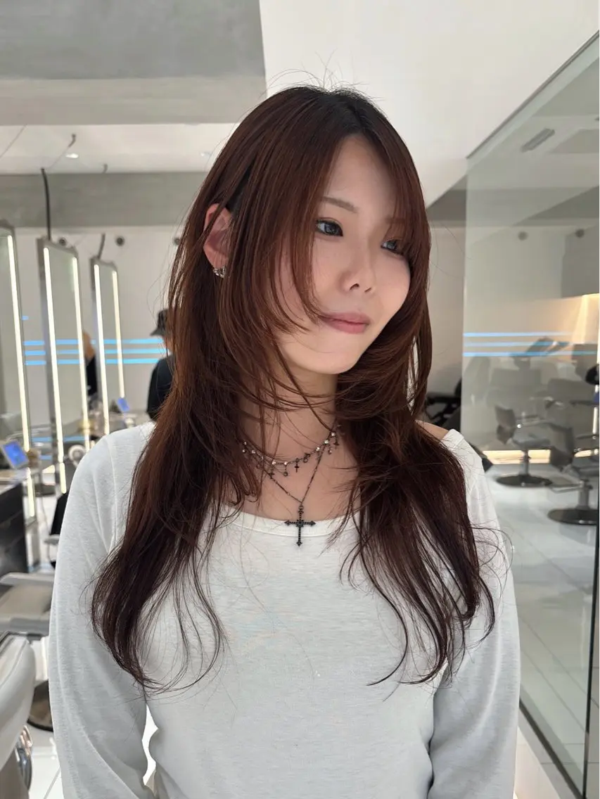 ロング mino🌼🌈 ボブ/透明感カラーのヘアスタイル