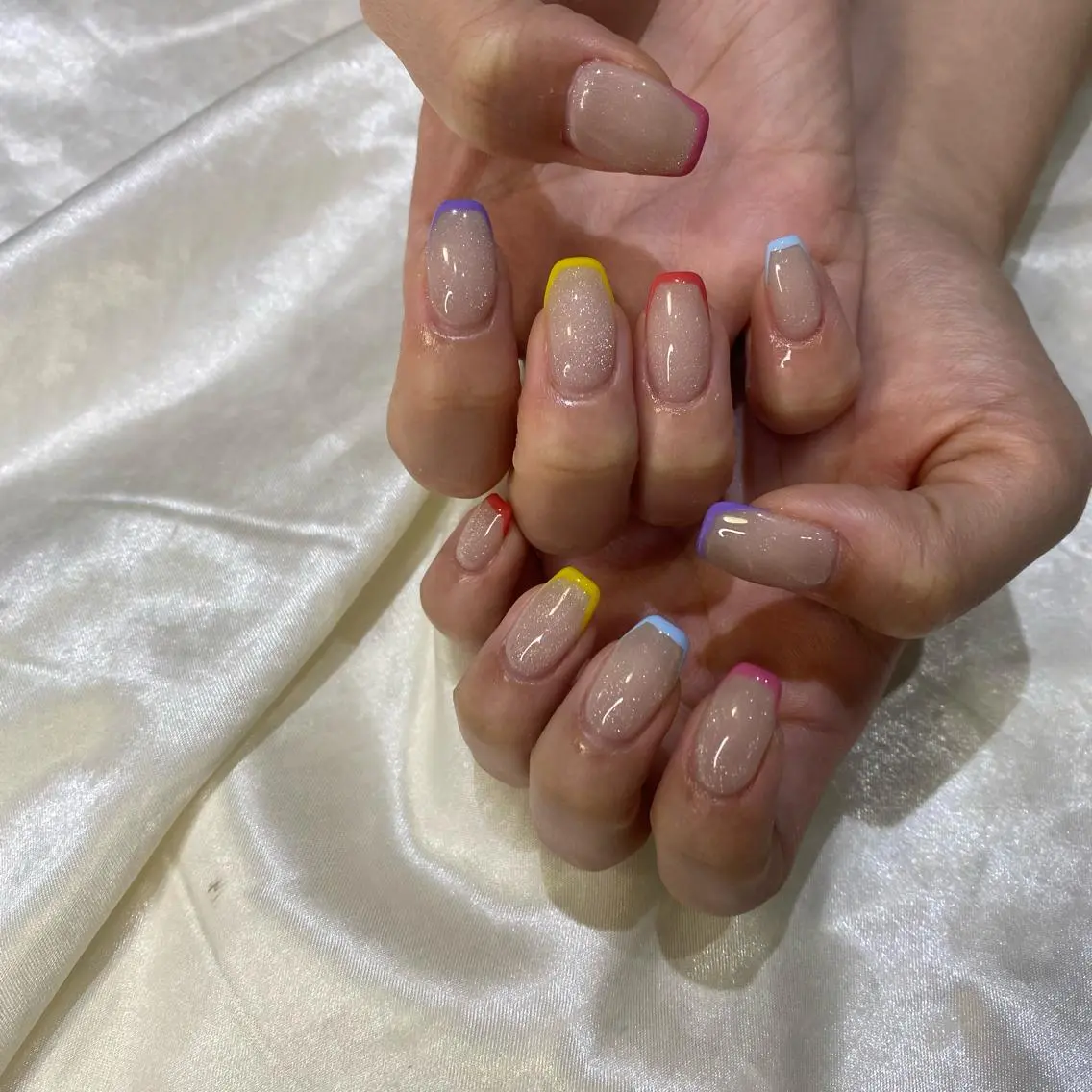 ネイル ハンドネイル 西岡 杏のネイルデザイン