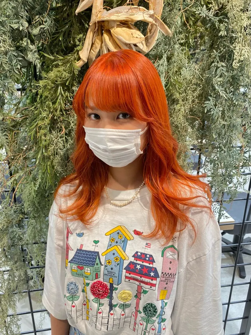 セミロング 🌸ここみ🌸 透明感カラー🩶パリのヘアスタイル