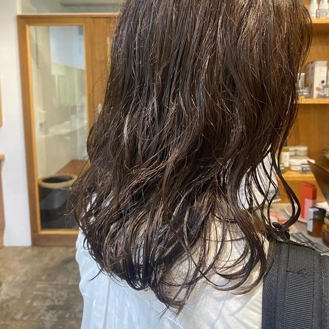 ミディアム パーマ ミディアムパーマ カット ヘアカラー 田口 樹理のヘアスタイル