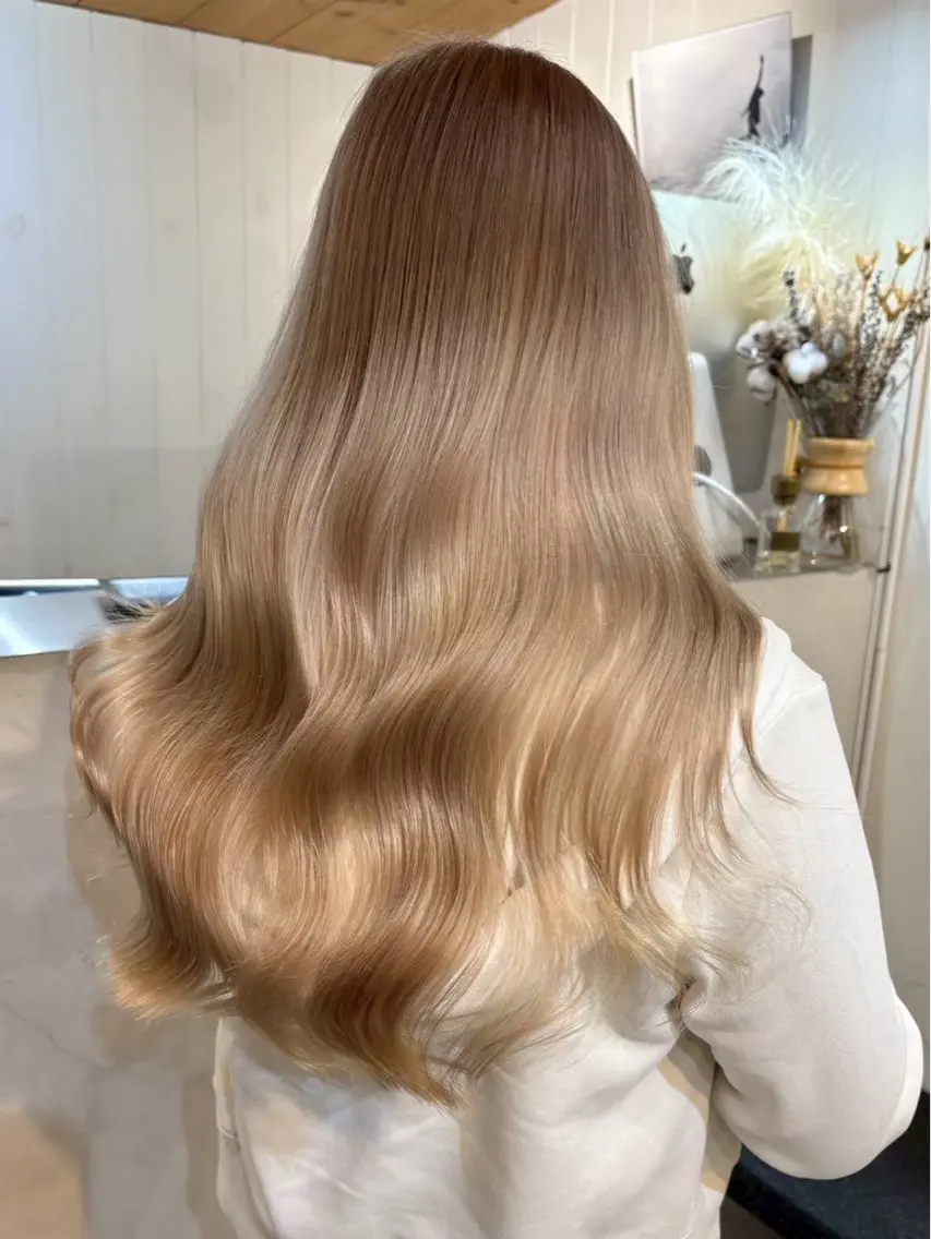 ロング カラー ヘアアレンジ ゆめか🦋 /似合わせカラー💖のヘアスタイル