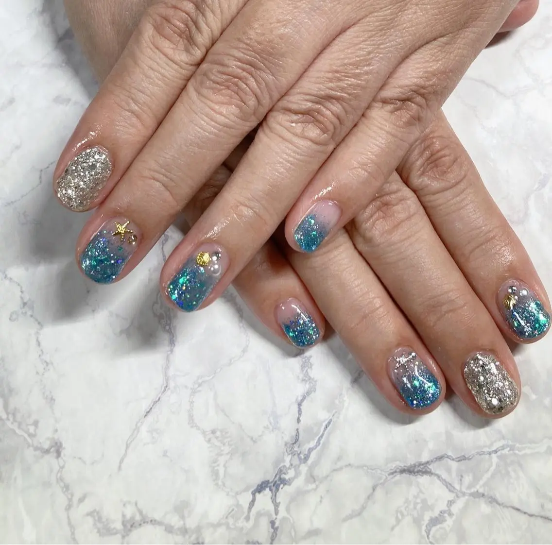 ネイル Agu. Nail tomoのネイルデザイン