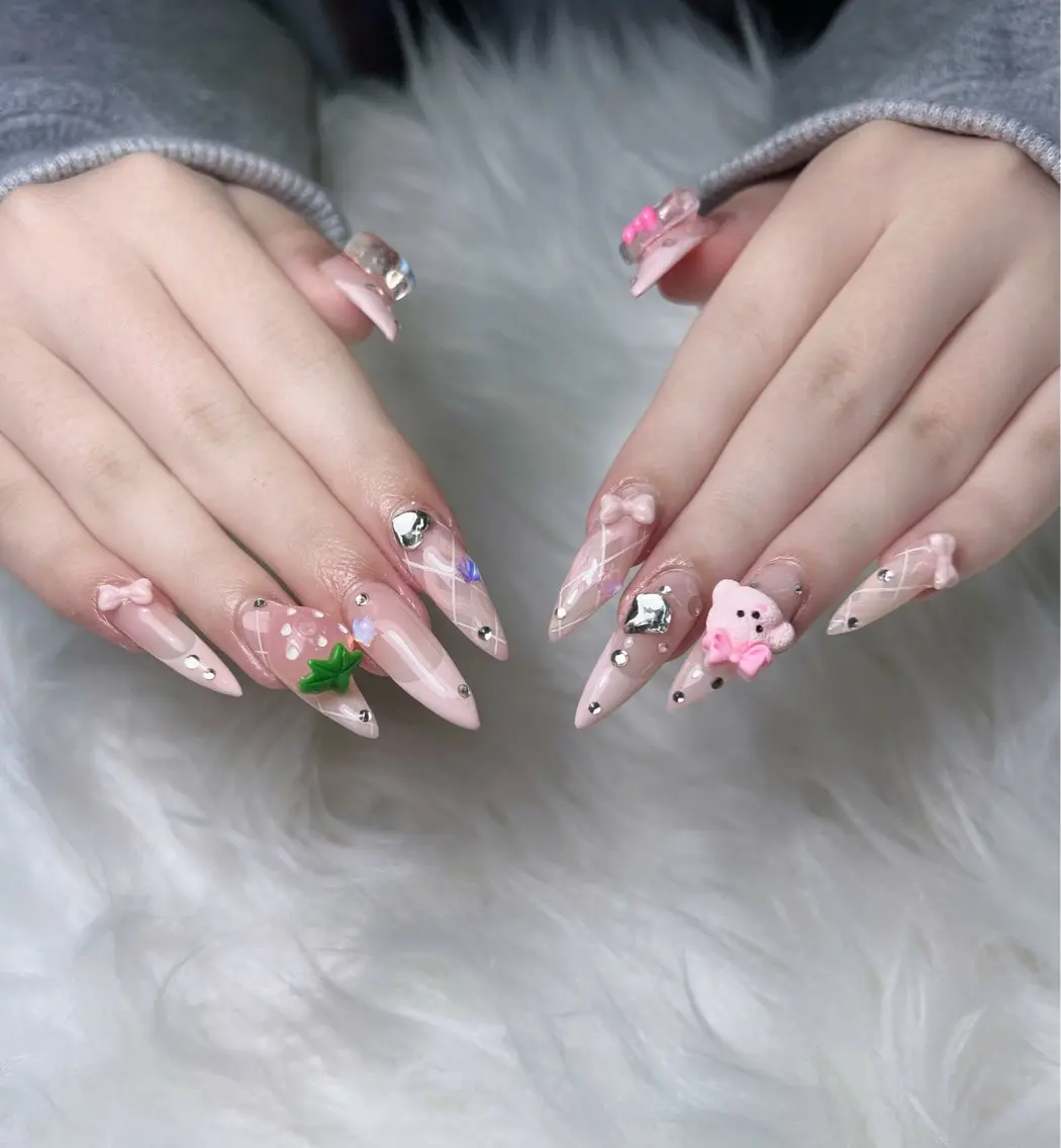ネイル ハンドネイル KING_NAIL YUMIのネイルデザイン
