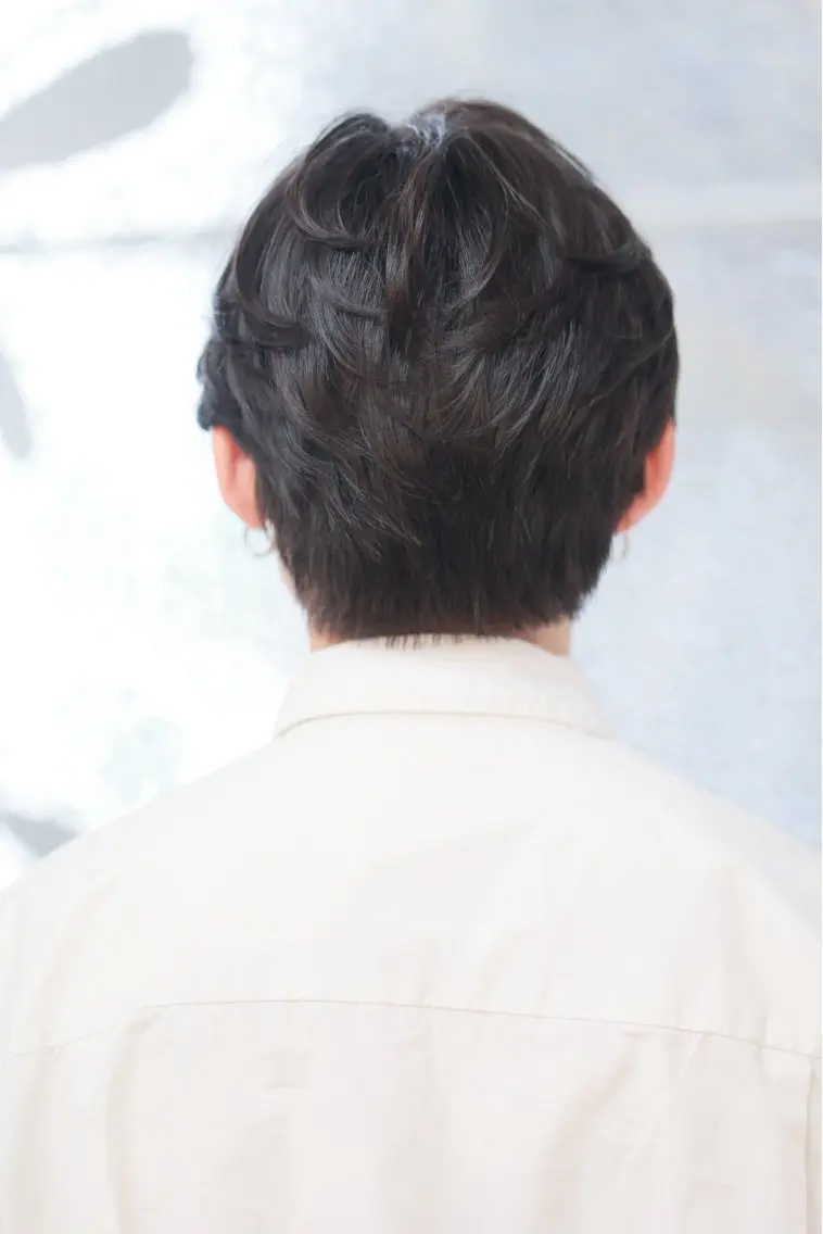 ショート 松田 響のヘアスタイル