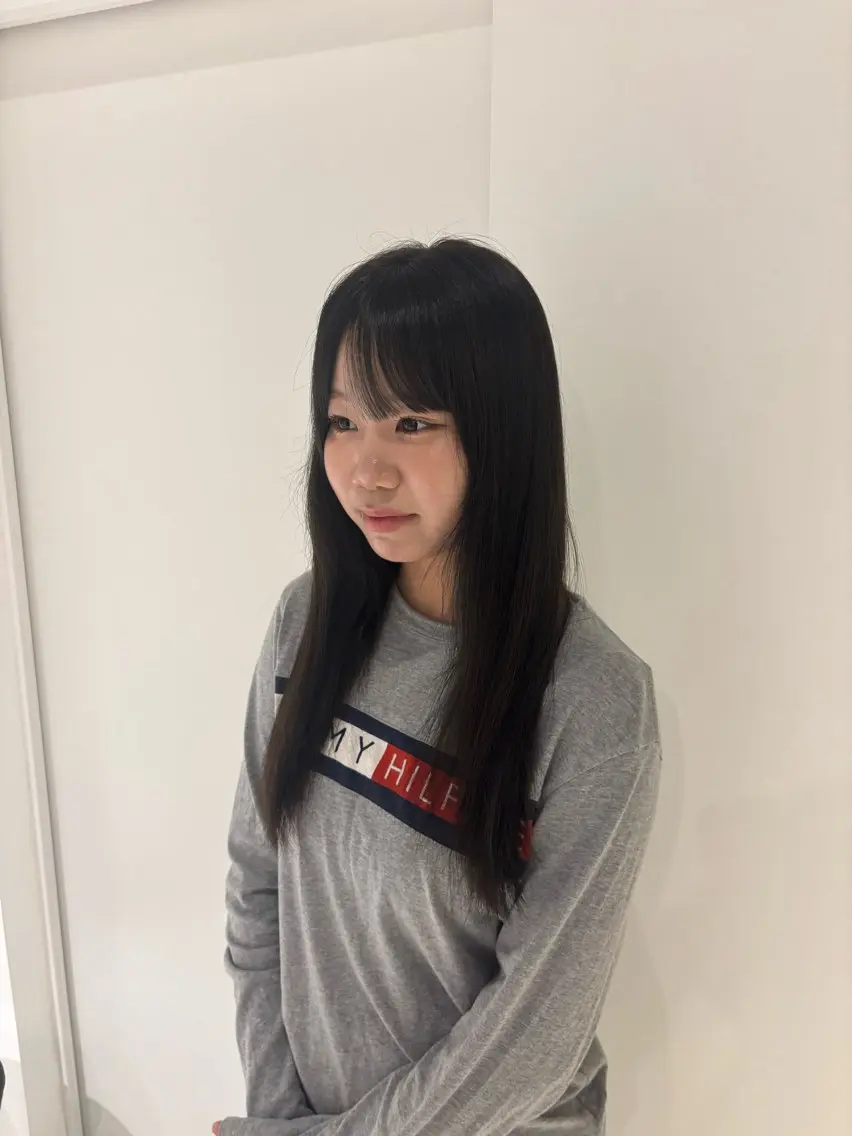 カラー ブラウンカラー ショコラブラウン 藤井 日向のヘアスタイル