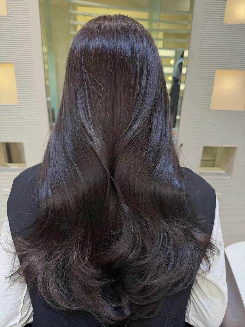 ロング カラー ヘアカラー トリートメント 🐈⬛韓国風艶髪× 透明感カラー まりのヘアスタイル