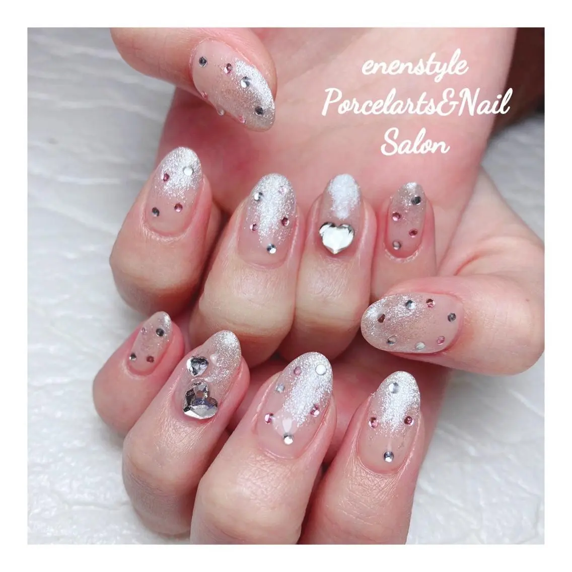 ミディアム ネイル 🐾enen style 🐾のネイルデザイン