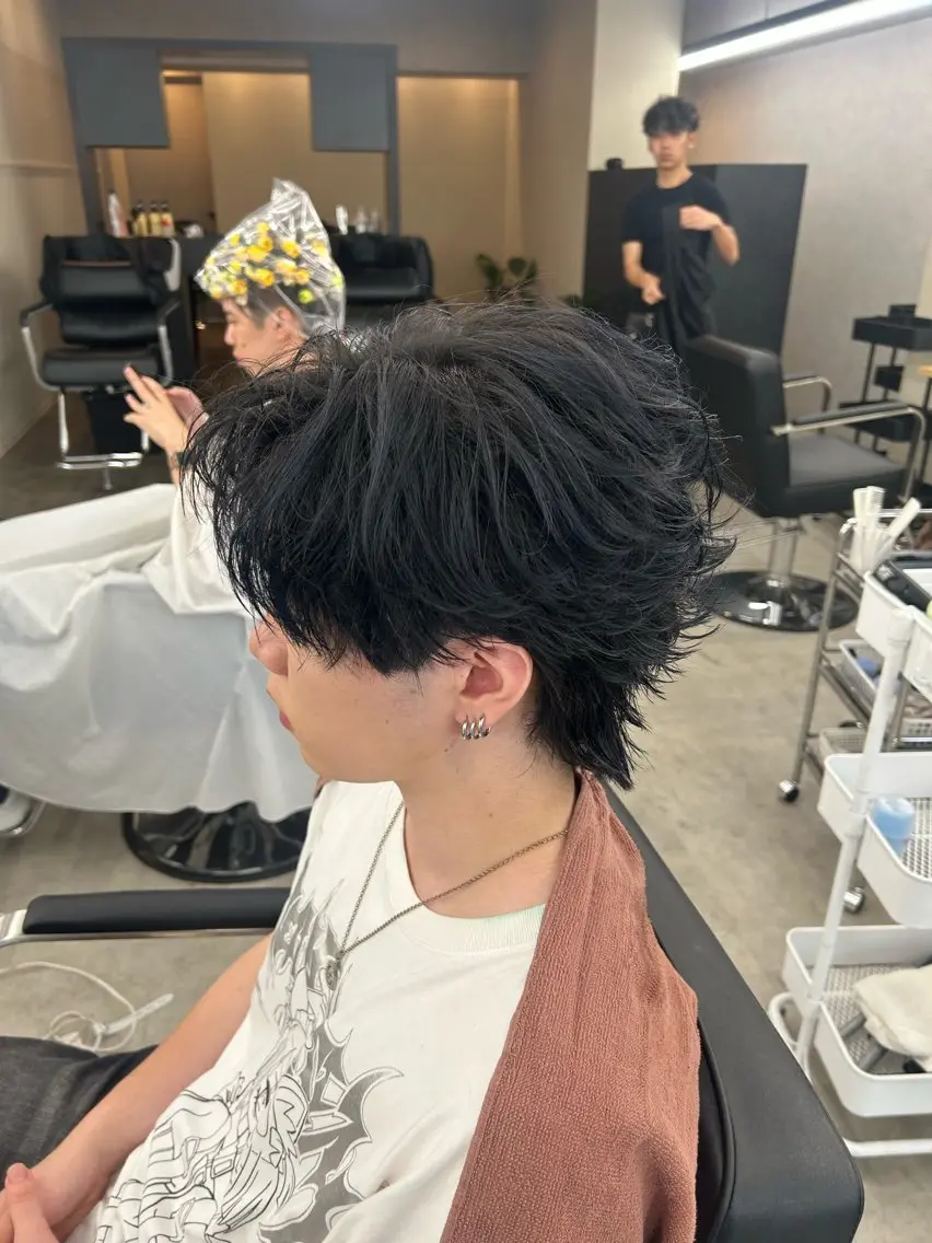 ショート カラー メンズ 黒髪 ブルーカラー ブルーブラック カット ヘアカラー 【横浜メンズ特化】 💥りょうま💥のヘアスタイル