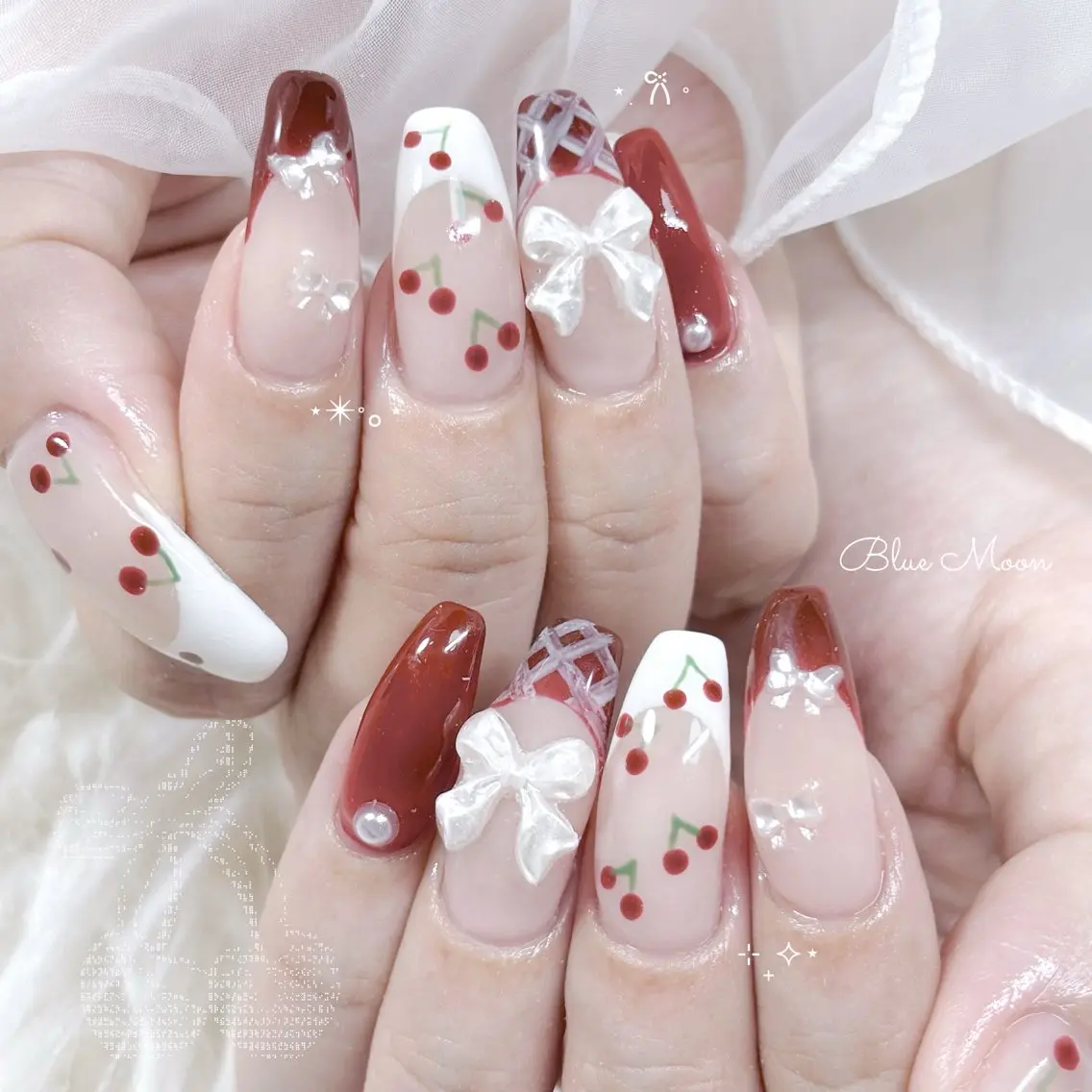 ネイル リボン ハンドネイル フットネイル ハンドケア nail salon Blue Moonのネイルデザイン