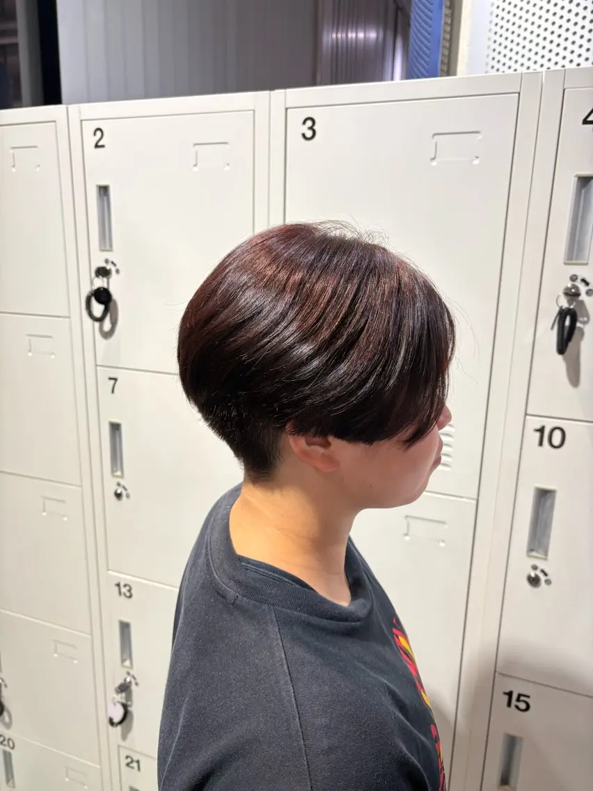 ショート ショートヘア 三輪 玲奈のヘアスタイル