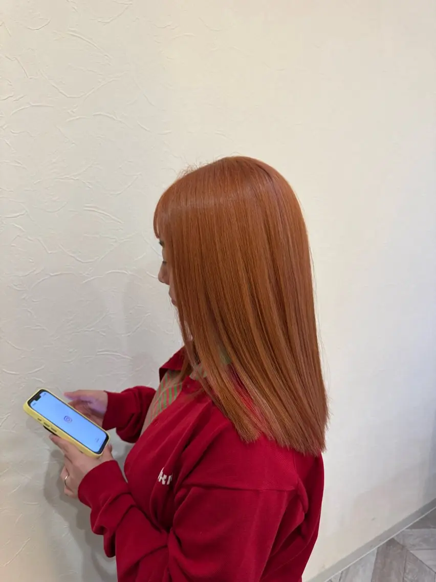 セミロング カラー ヘアアレンジ カット ヘアカラー 佐々木  まゆかのヘアスタイル