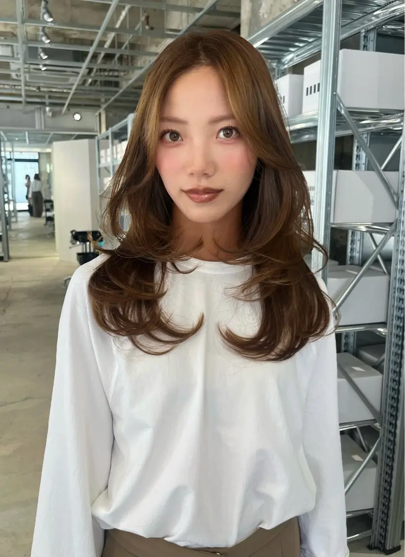 セミロング カット トリートメント ダブルカラー/レイヤ ーカット 🤍ゆきなのヘアスタイル