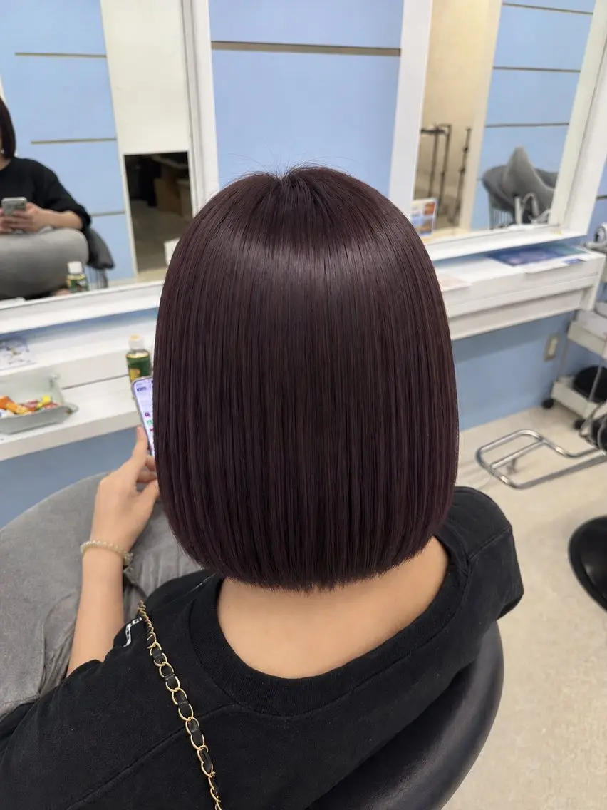 ショート カラー ブリーチ ヘアカラー MONA NATSUKIのヘアスタイル