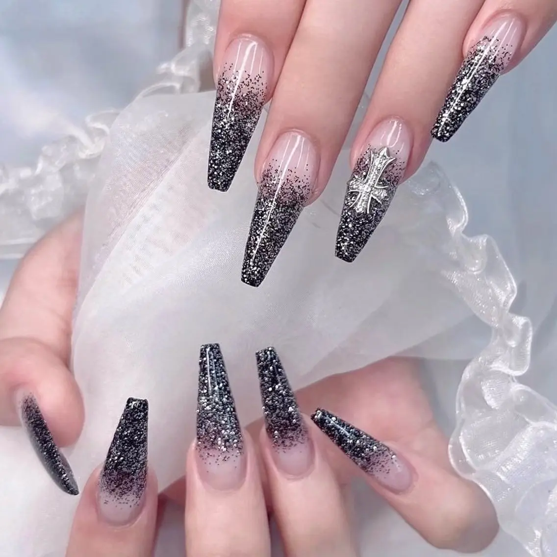 ロング G.A nailのネイルデザイン