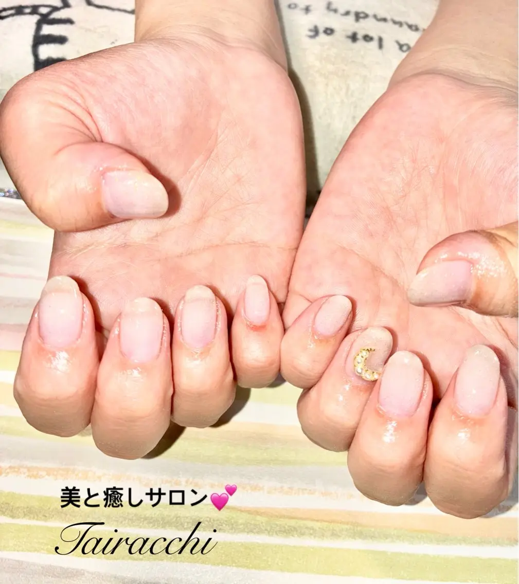 ネイル オーロラネイル キラキラネイル ハンドネイル Tairacchi タイラッチのエステ・リラクイメージ