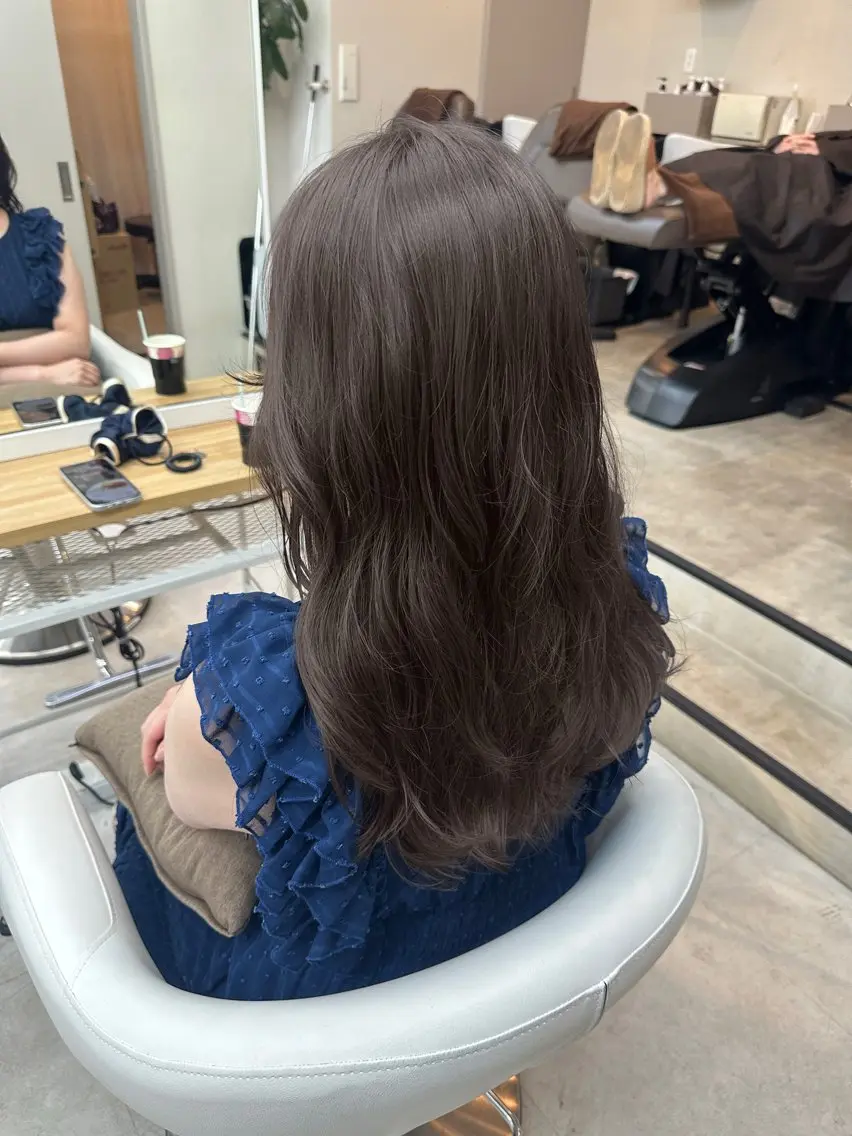 ロング カラー 透明感カラー ヘアカラー 丸山 心 / 艶カラーのヘアスタイル