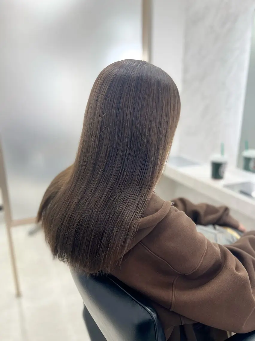 セミロング カラー グレージュ イルミナカラー ヘアカラー トリートメント 🤍似合わせ提案 🤍YUURI🤍のヘアスタイル