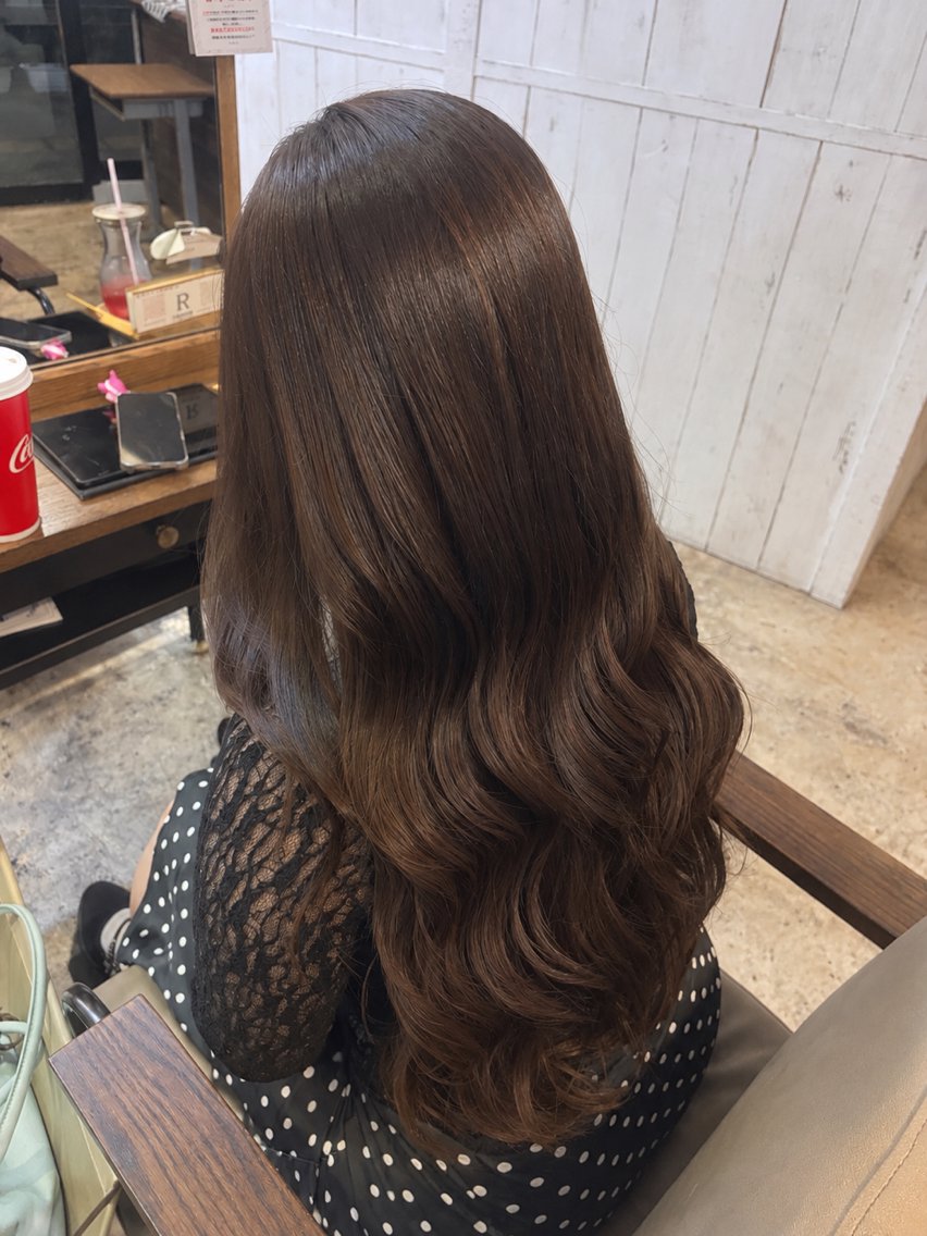 ロング カラー ブラウンカラー マロンブラウン ruup Rell スズカのヘアスタイル