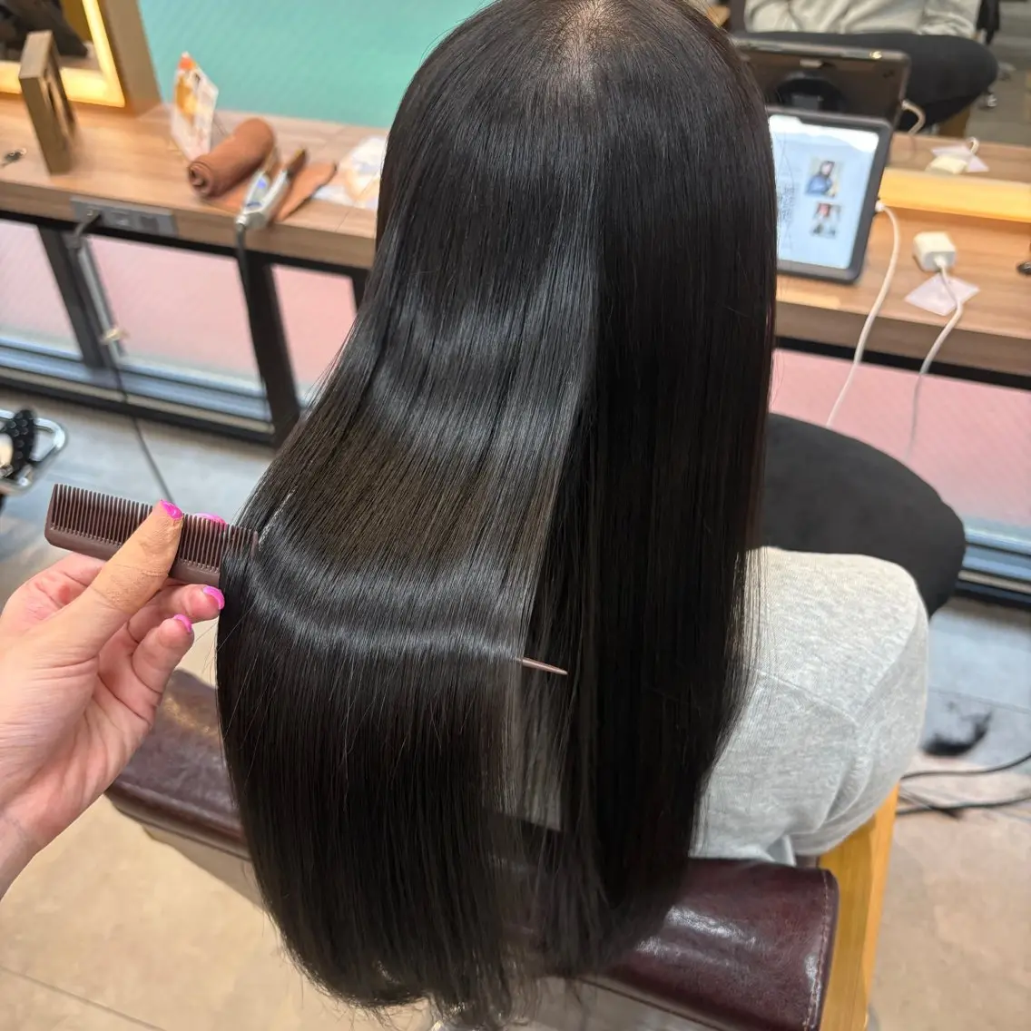 ロング カット トリートメント 髪質改善/縮毛矯正 💜COCORO💜のヘアスタイル