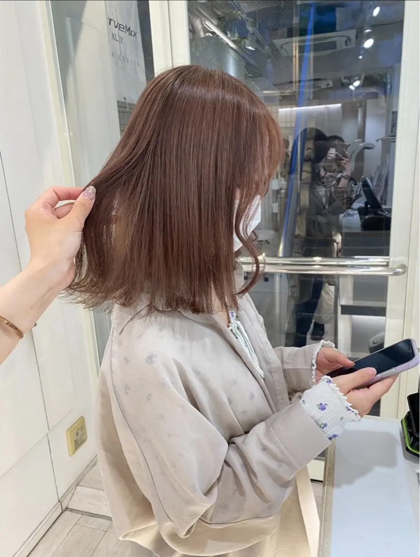 ミディアム カラー ヘアカラー ParveMix 岡本えりかのヘアスタイル