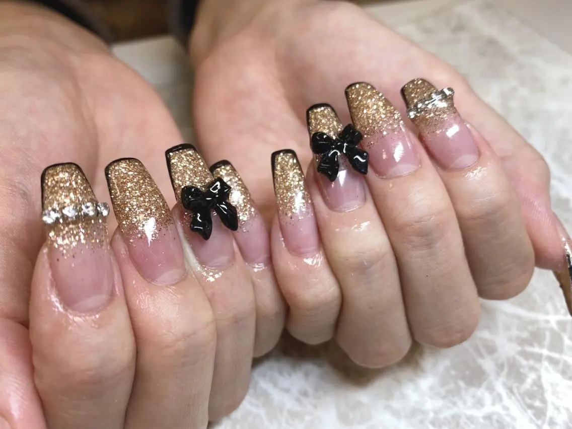 ネイル リボン ハンドネイル salon Lilouのネイルデザイン