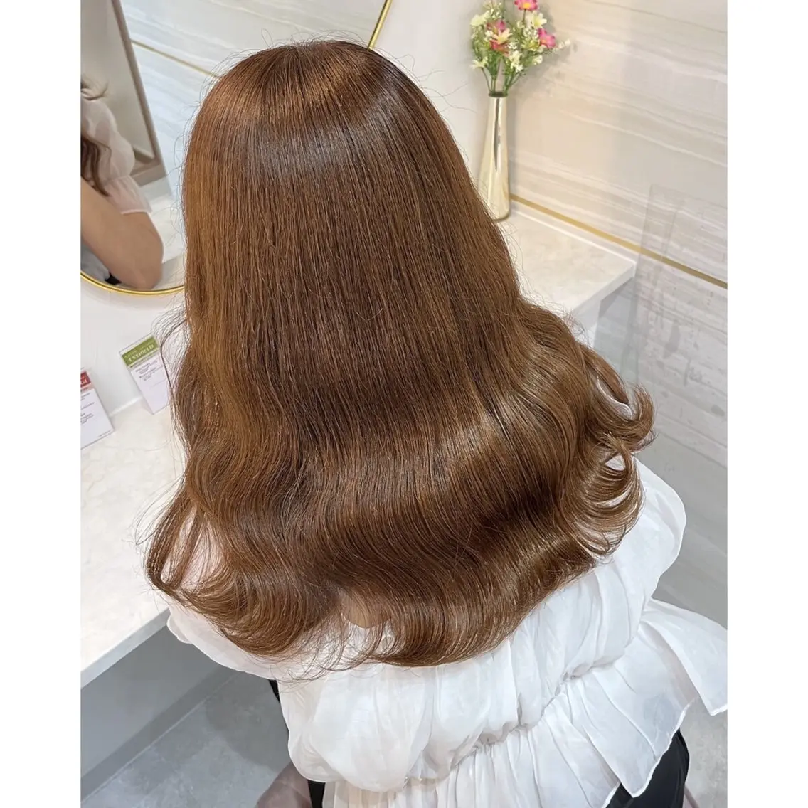 ロング 🐈‍⬛momo🐾 ブリーチ・Wカラーのヘアスタイル