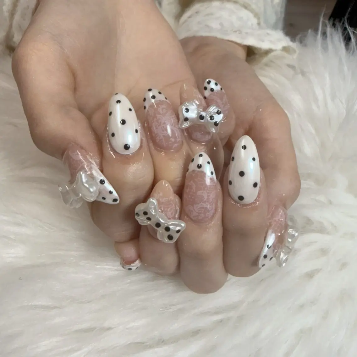 ネイル ハンドネイル 🎀nana🫧 ワンホンネイル🎀のネイルデザイン