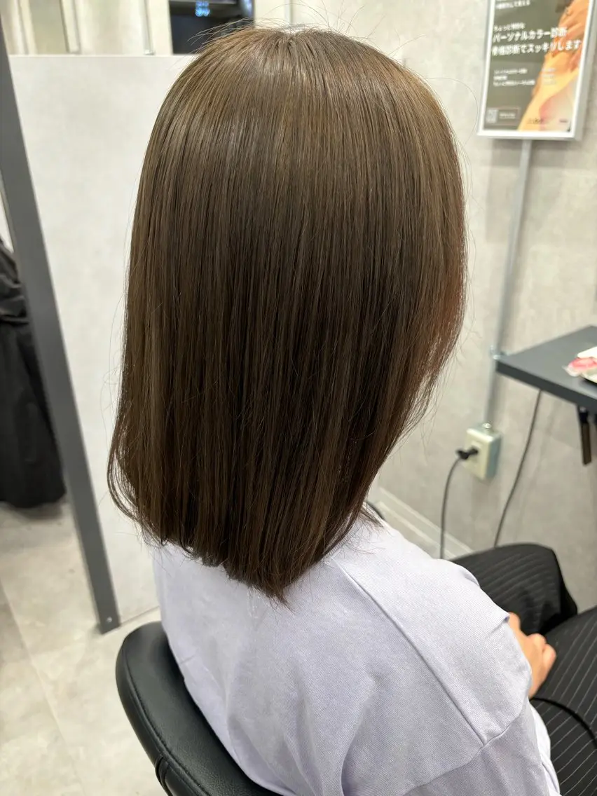 ショート ヘアカラー かがみ/メンテナンス カット無料のヘアスタイル