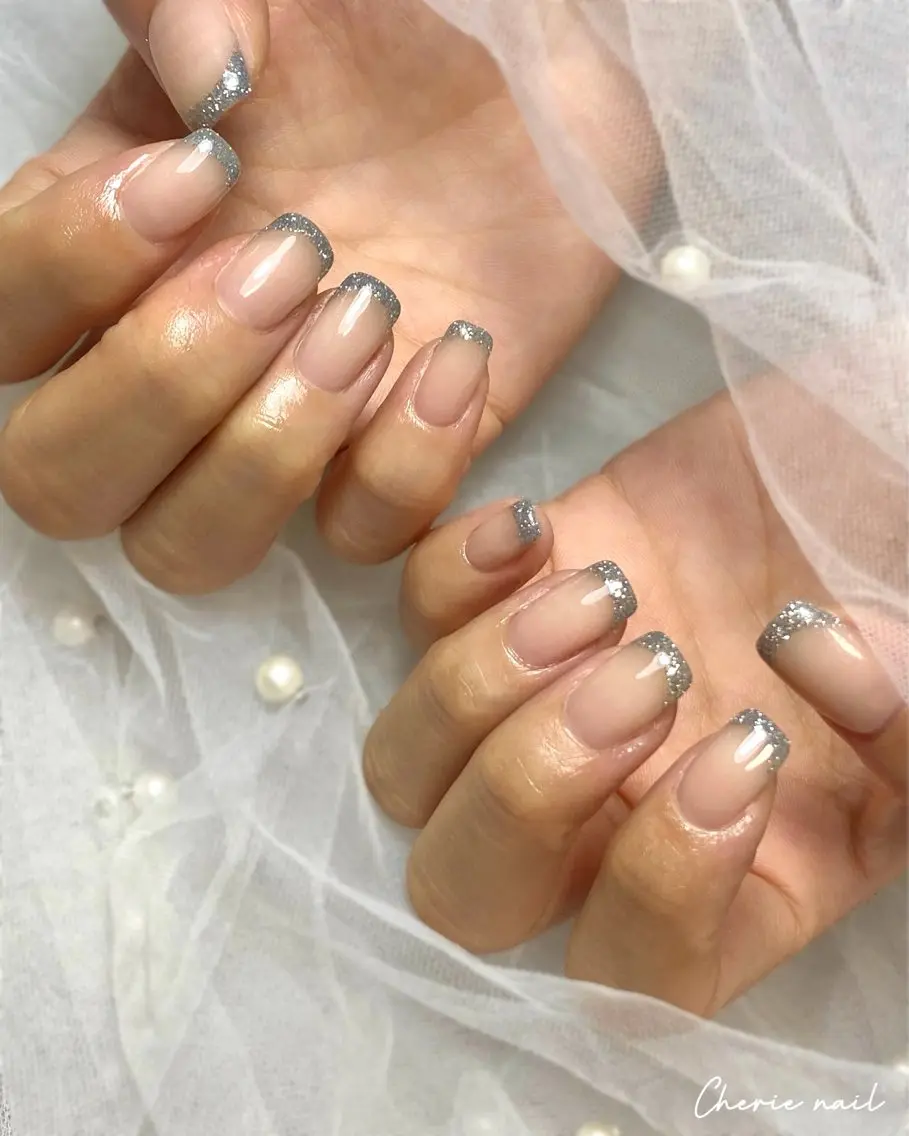 ネイル フラッシュネイル フレンチネイル ジェルネイル 水色 オフィスネイル ハンドネイル Cherienail yunaのネイルデザイン