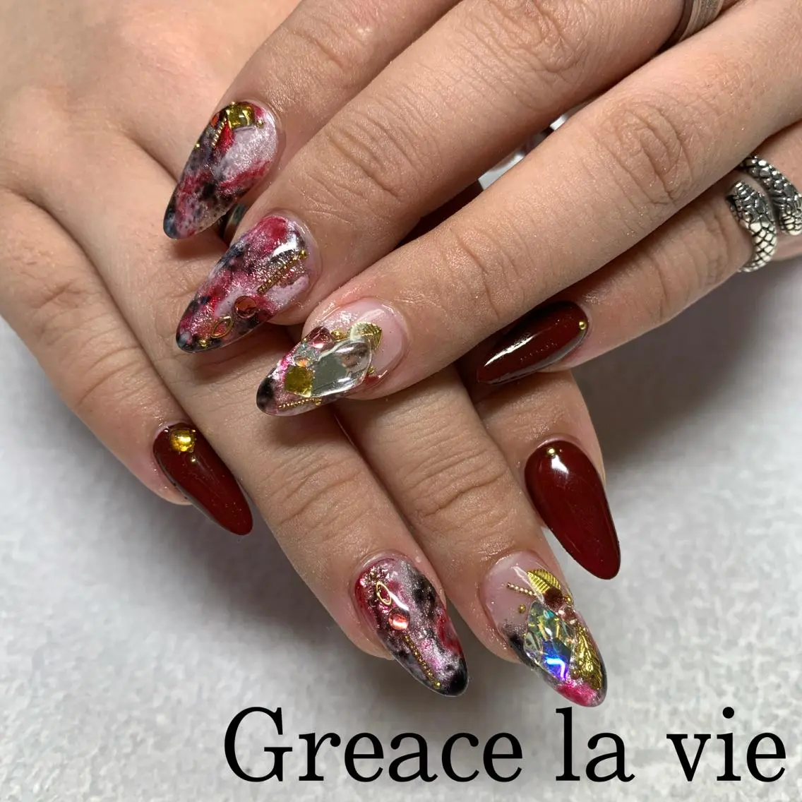 ロング カラー キッズ ネイル ボルドーカラー ボルドー Greace  la vieのネイルデザイン