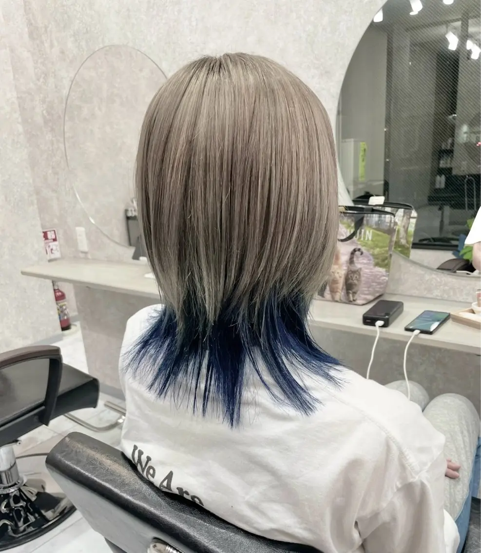 ミディアム 🦋ハイトーン🦋 石山 希理🦋のヘアスタイル