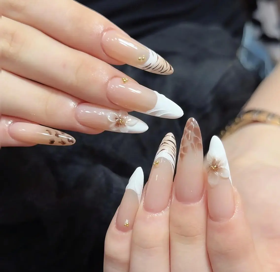 ネイル ハンドネイル 🎀 NaNa_nailのネイルデザイン