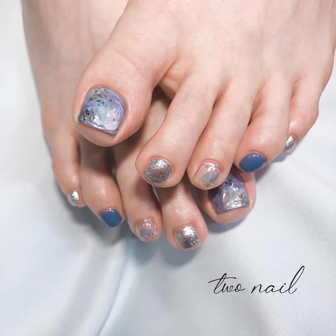 ネイル アートネイル フットネイル ハート ニュアンスネイル ホワイト フットネイル two nailのネイルデザイン